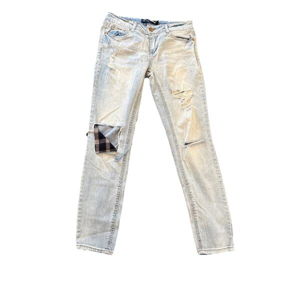 Dollhouse Denim - Dollhouse Women's Charley Jeans Denim Distressed Blue Light Wash Size 7